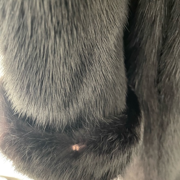 Revillon Black mink jacket, size medium - Picture 6 of 9